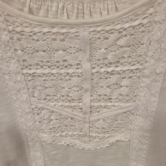 Cupio White Lace-Trim Cap Sleeve Top Size Med - Picture 4 of 4
